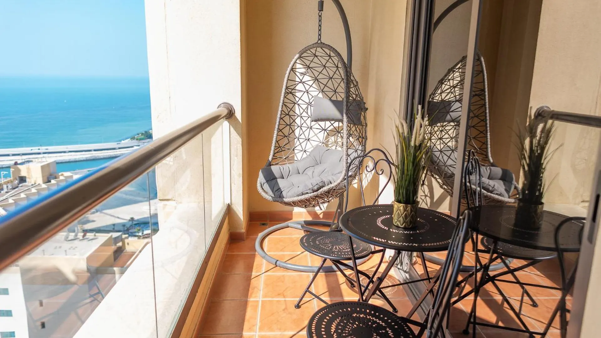 Bahar Apartments On Jbr By Happy Season Дубай